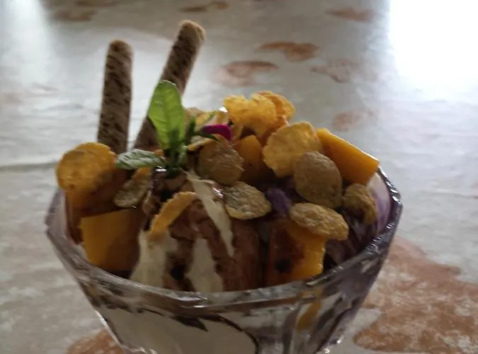 Maykenn Beach-cafe Bar And Restaurant 게스트하우스 산타 페