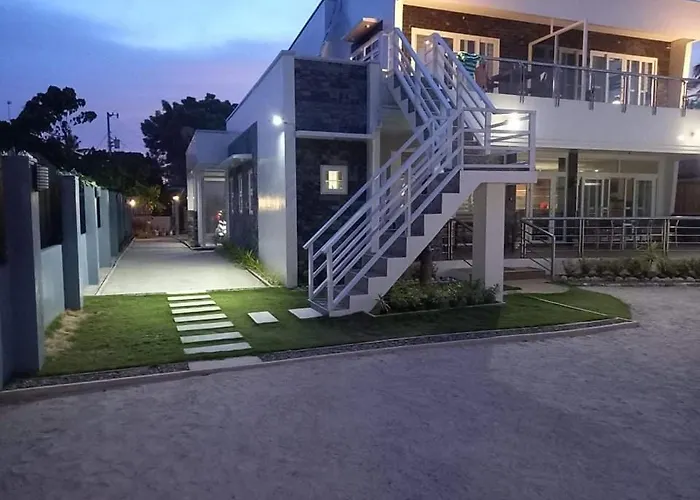 게스트하우스 Maykenn Beach-cafe Bar And Restaurant